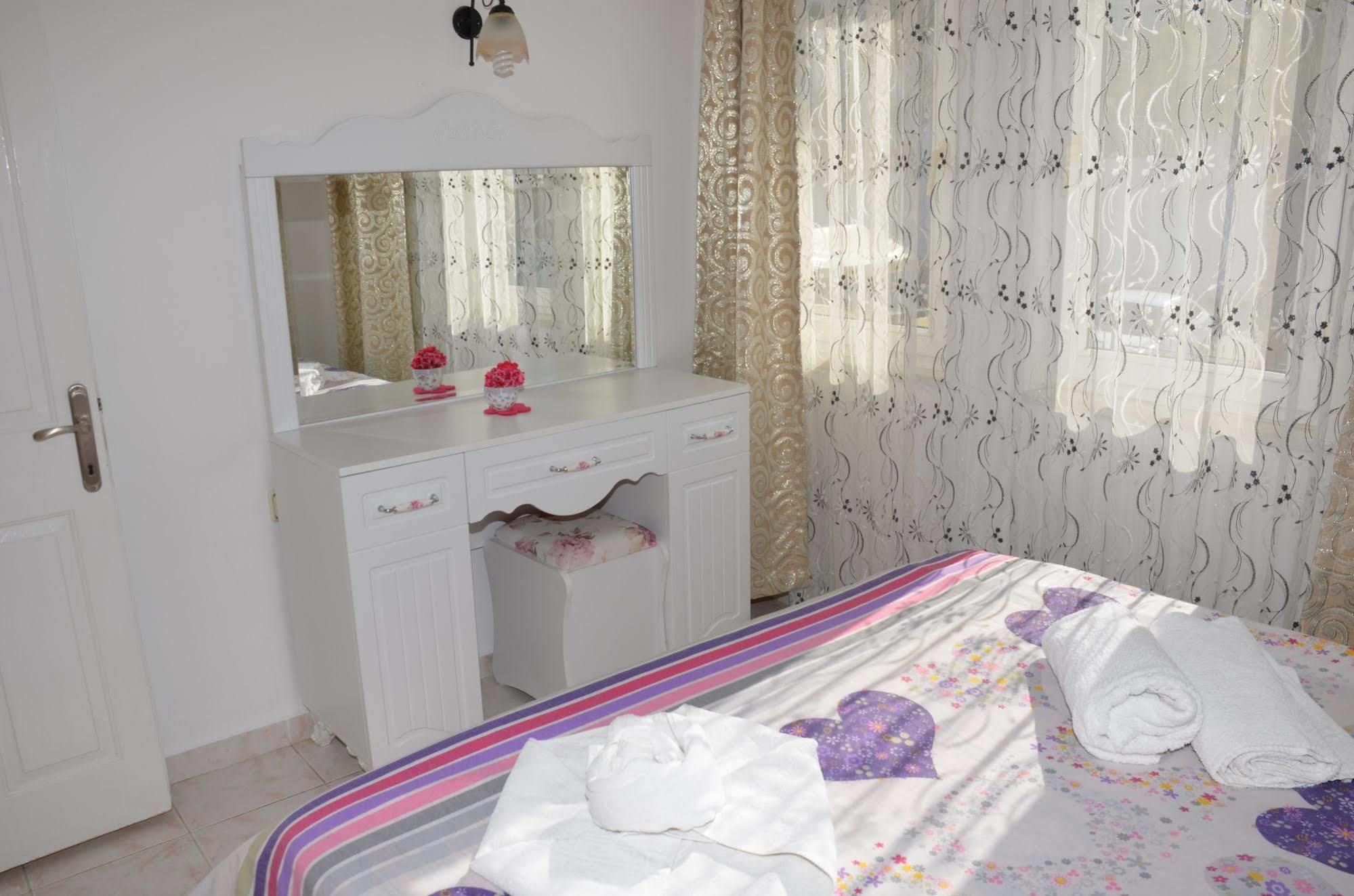 Side Apart Hotel Bagian luar foto